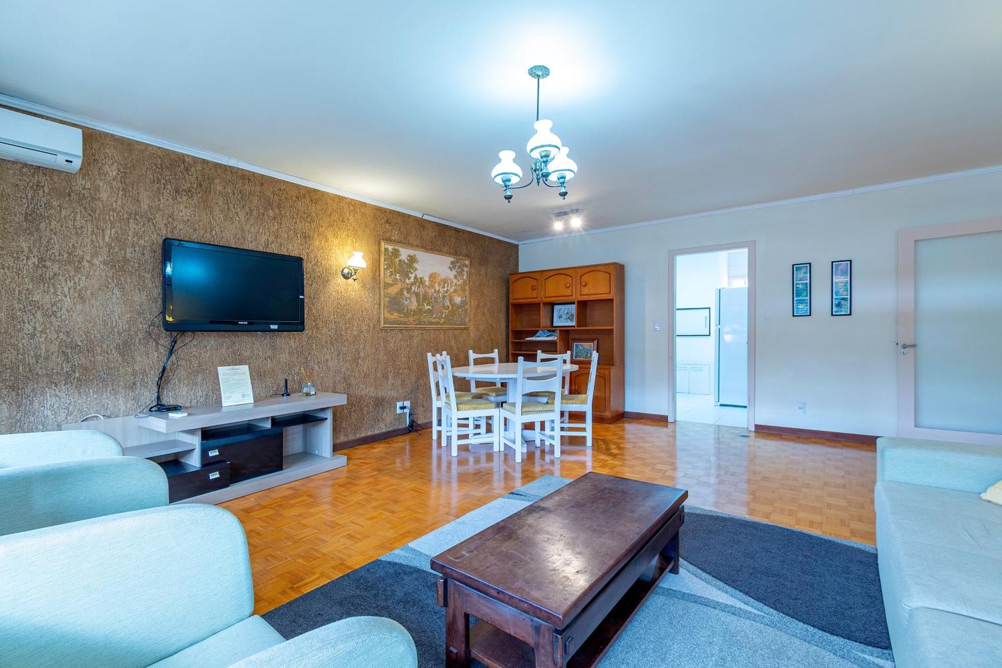 Amplo E Central Apartamento 3 Quartos กรามาโด ภายนอก รูปภาพ